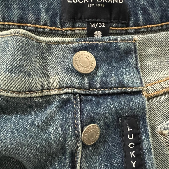 Lucky Brand 90’s Loose Jeans - Picture 6 of 7